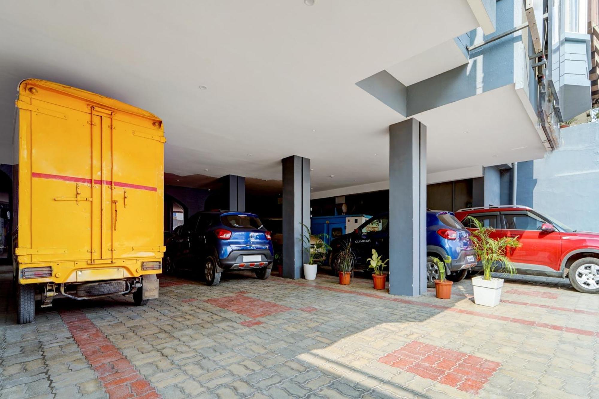 Hotel Super Townhouse Four Season Coimbatore Exterior foto