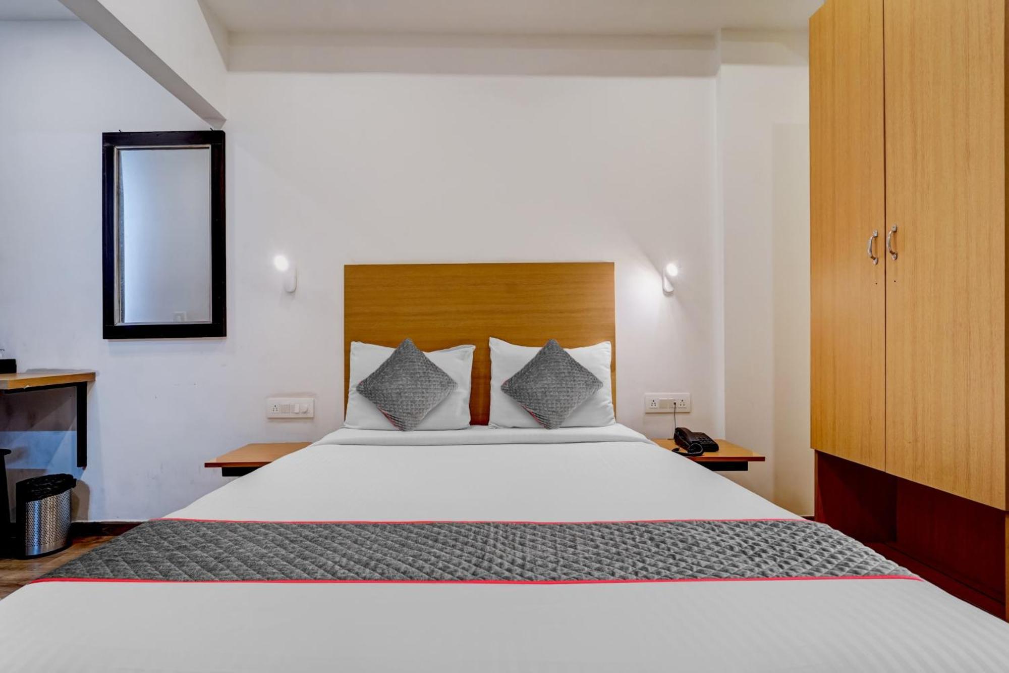 Hotel Super Townhouse Four Season Coimbatore Exterior foto